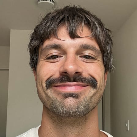 Portrait d'un habitant du Tonkin ayant comparé ses devis de diagnostic à Villeurbanne